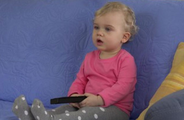 Які розвиваючі мультики подивитися дитині в 1 рік